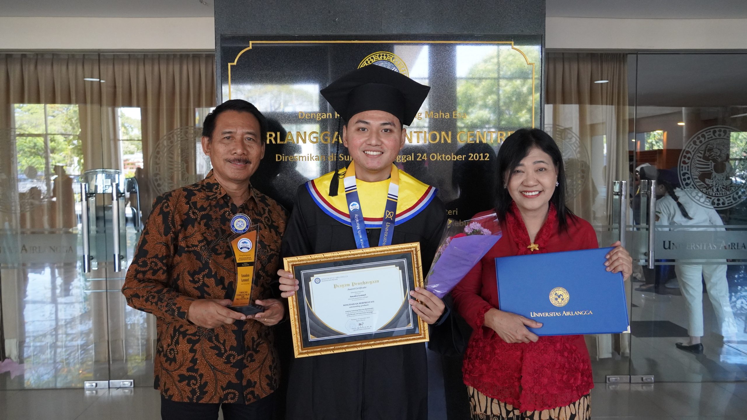 wisuda